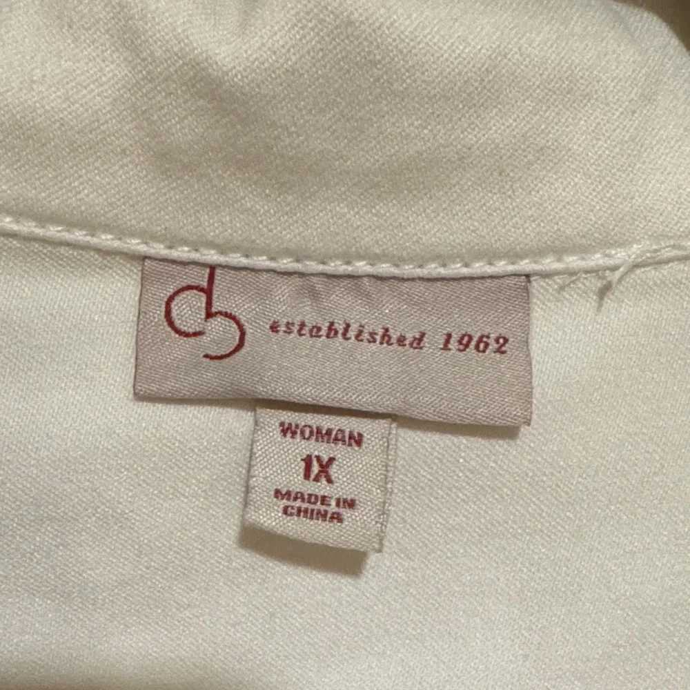 DressBarn white denim jacket - Picture 2 of 4